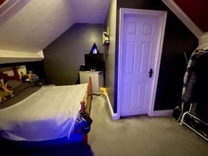 Photo 9- click for photo gallery